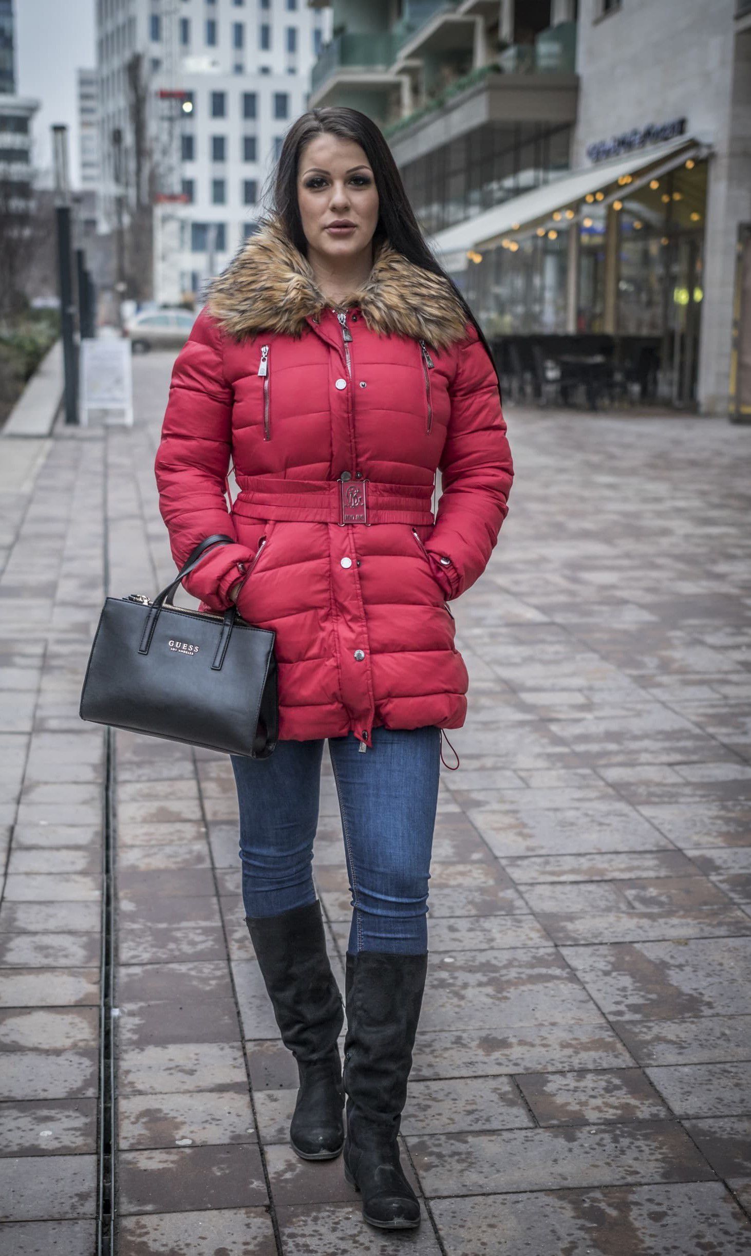 Павловна проститутка из интим салона МСК у метро Театральная проститутки элит салон